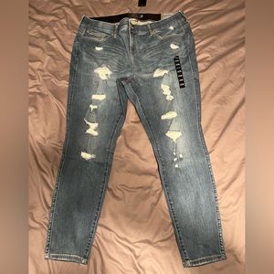 Torrid Bombshell Skinny